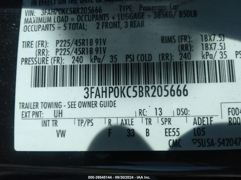 2011 Ford Fusion Sport VIN: 3FAHP0KC5BR205666 Lot: 39545144