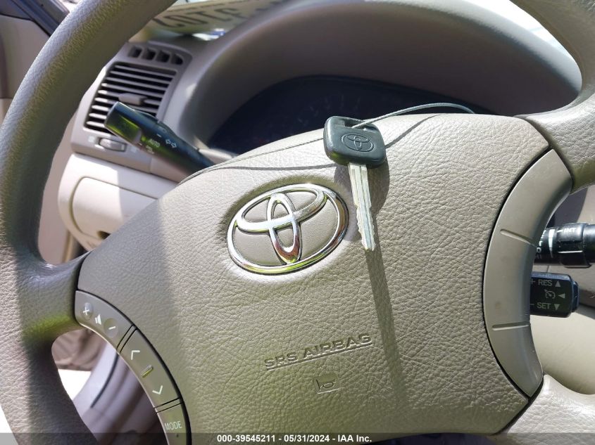 2005 Toyota Camry Le VIN: 4T1BE32K45U596185 Lot: 39545211