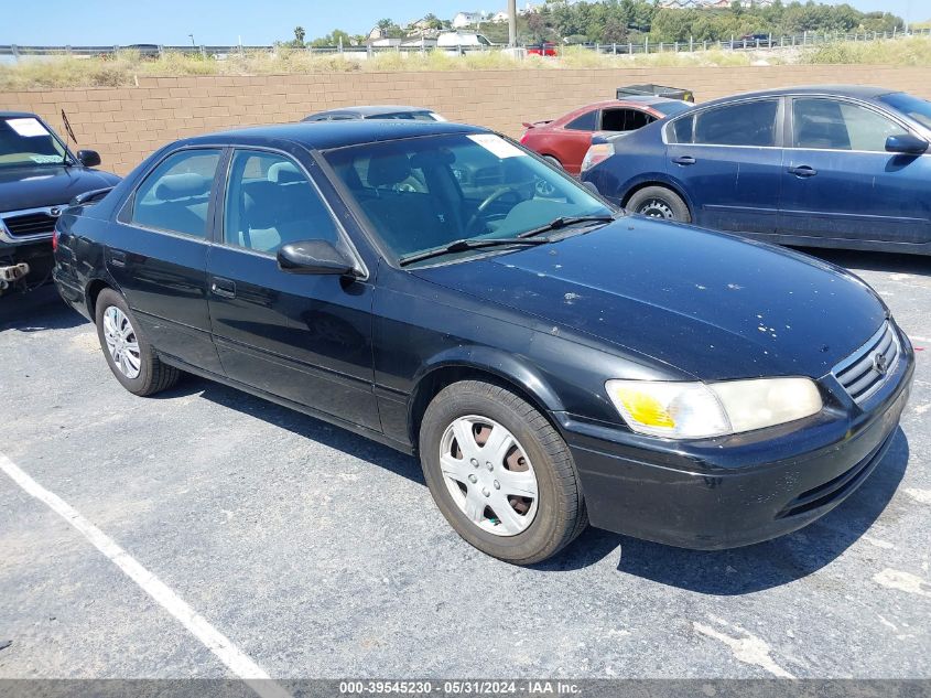 2000 Toyota Camry Le VIN: JT2BG22K1Y0461811 Lot: 39545230