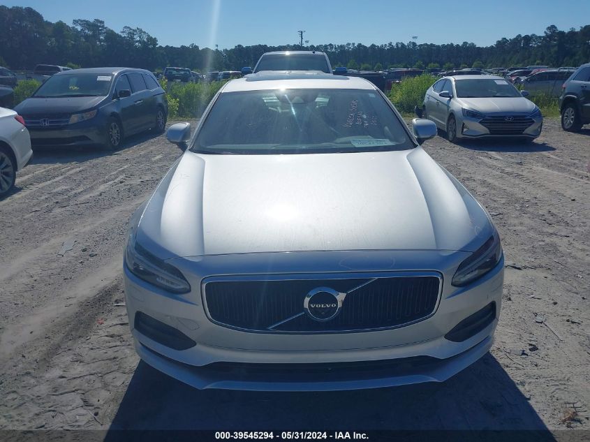 2018 Volvo S90 T5 Momentum VIN: LVY982AK8JP019621 Lot: 39545294