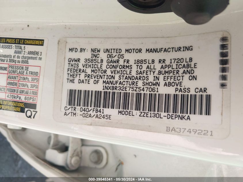 2005 Toyota Corolla Le VIN: 1NXBR32E75Z547061 Lot: 39545341