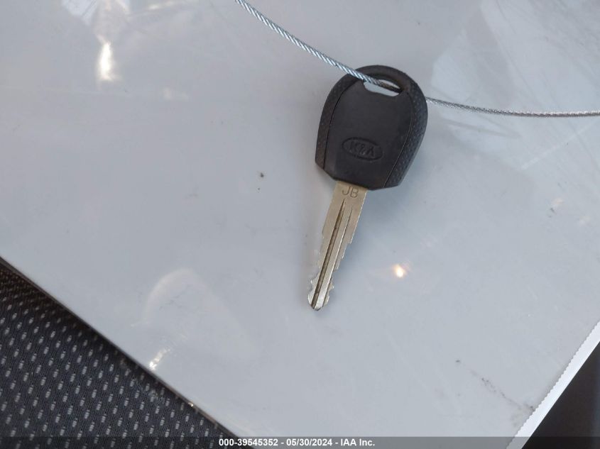 2006 Kia Rio Lx VIN: KNADE123966171039 Lot: 39545352