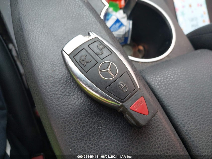 2014 Mercedes-Benz C 300 Luxury 4Matic/Sport 4Matic VIN: WDDGF8AB3ER314035 Lot: 39545416