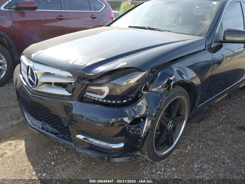 2012 Mercedes-Benz C 300 Luxury 4Matic/Sport 4Matic VIN: WDDGF8BB9CA624006 Lot: 39545447