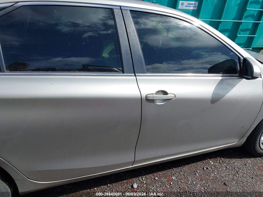 2016 Toyota Camry Hybrid Le VIN: 4T1BD1FK0GU177013 Lot: 39545691