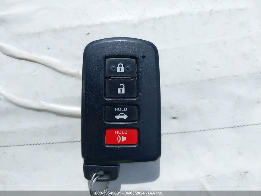 2016 Toyota Camry Hybrid Le VIN: 4T1BD1FK0GU177013 Lot: 39545691