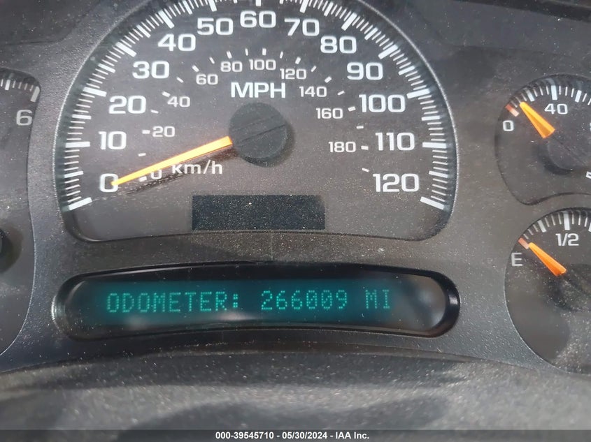 2005 Chevrolet Silverado 1500 Z71 VIN: 1GCEK19B55E138797 Lot: 39545710