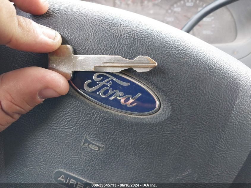 2009 Ford Crown Victoria VIN: 2FAHP71V09X132472 Lot: 39545713