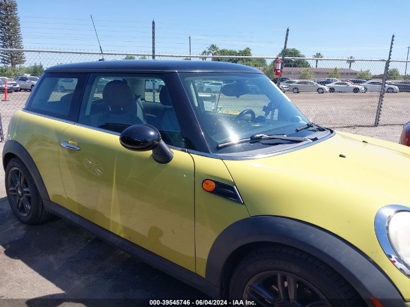 2011 Mini Cooper VIN: WMWSU3C50BTX96091 Lot: 39545746