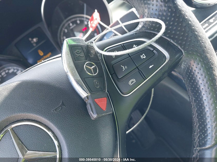 2015 Mercedes-Benz C 300 Luxury/Sport VIN: 55SWF4JB9FU094355 Lot: 39545810