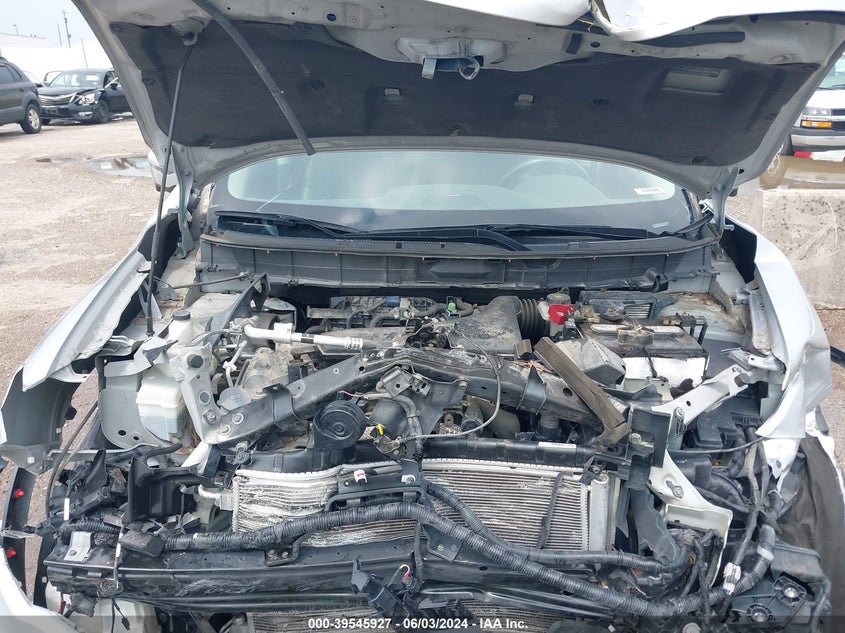 2017 Nissan Rogue Sl VIN: 5N1AT2MV7HC832664 Lot: 39545927