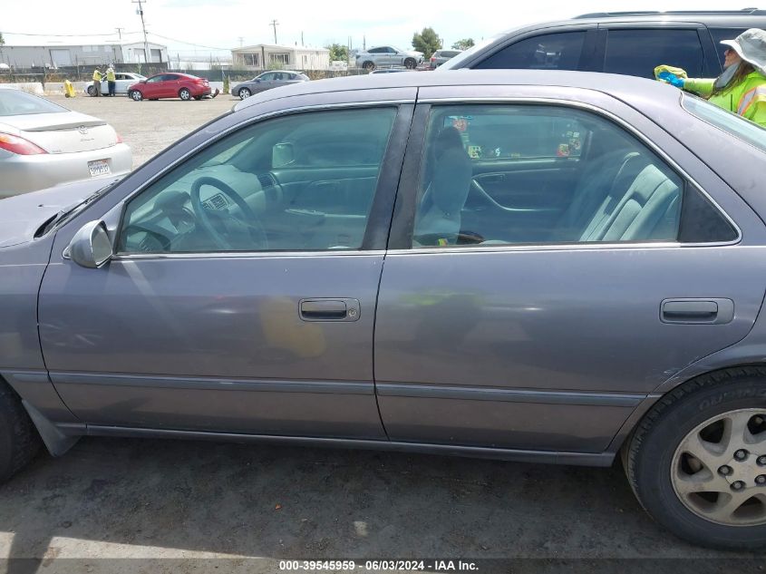 1999 Toyota Camry Le V6 VIN: JT2BF22KXX0188062 Lot: 39545959