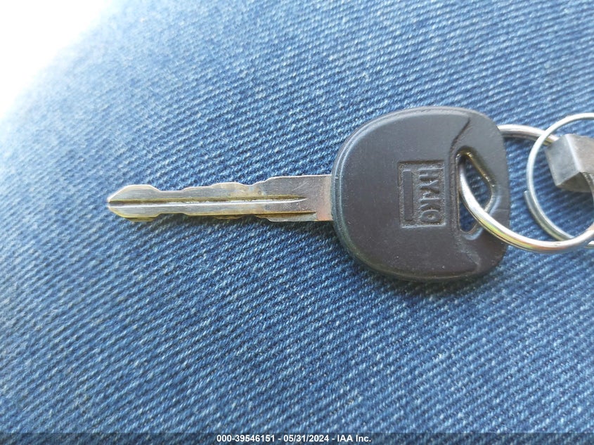 2001 Chevrolet Silverado 1500 Ls VIN: 1GCEK19TX1E138247 Lot: 39546151