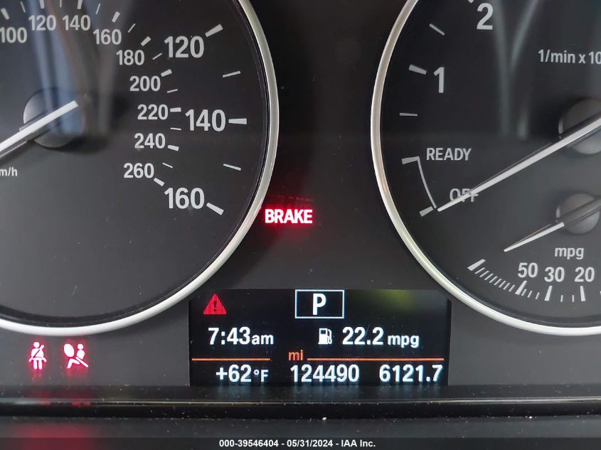 2016 BMW 320I VIN: WBA8A9C52GK618671 Lot: 39546404