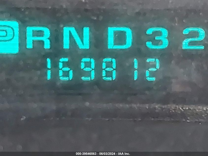 2001 Chevrolet Tahoe Ls VIN: 1GNEC13T51R127825 Lot: 39546563