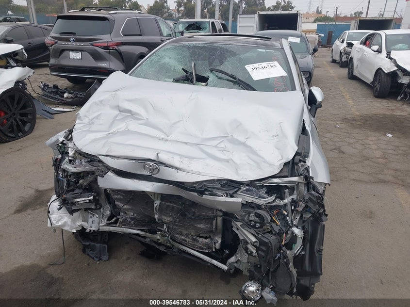 VIN JTDP4RCE6LJ050897 2020 TOYOTA COROLLA SE