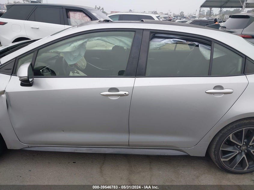 VIN JTDP4RCE6LJ050897 2020 TOYOTA COROLLA SE