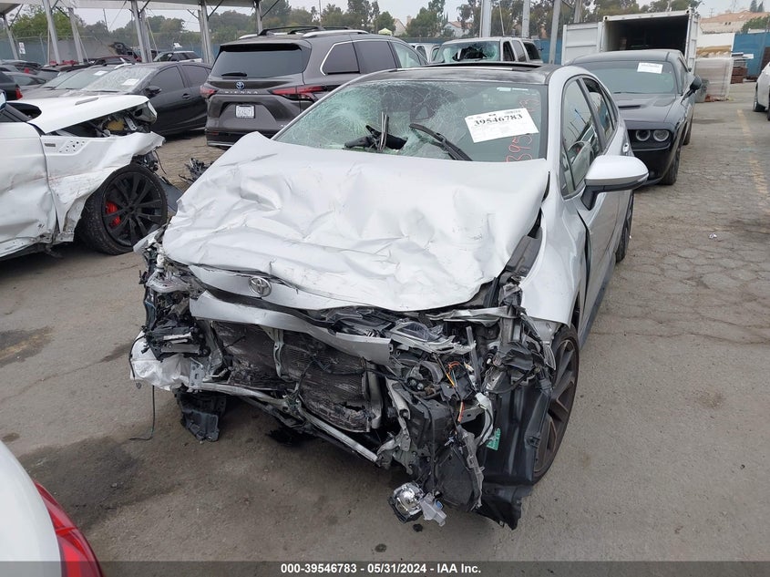 VIN JTDP4RCE6LJ050897 2020 TOYOTA COROLLA SE