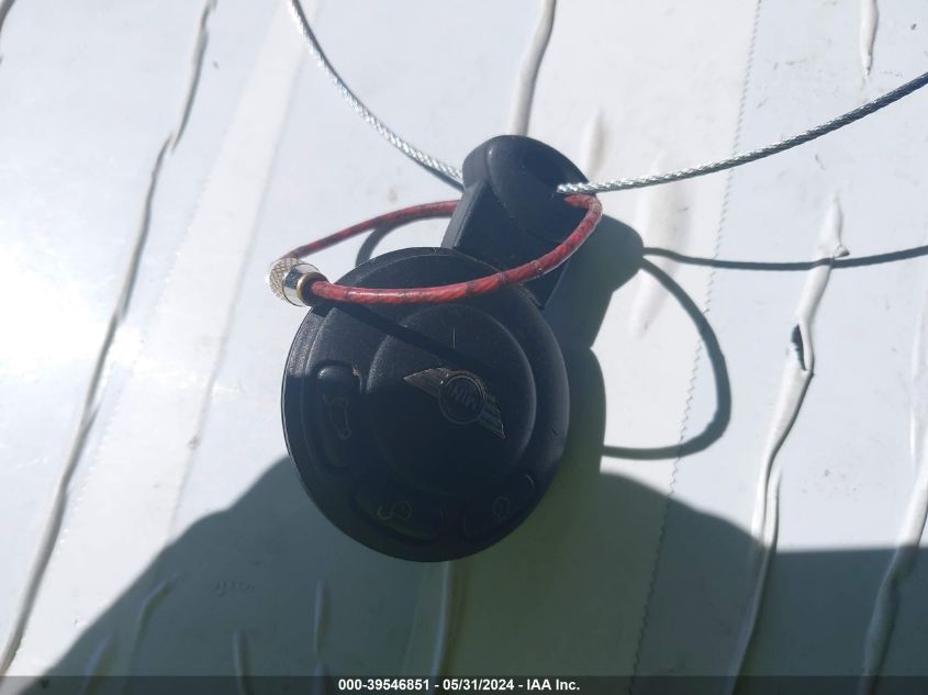 2008 Mini Cooper VIN: WMWMF33508TT67870 Lot: 39546851