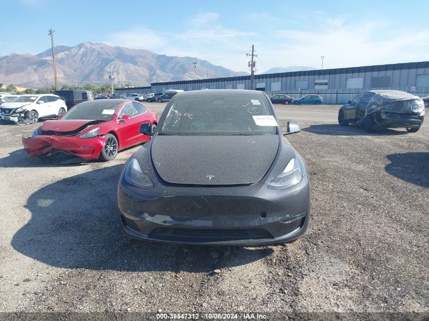 2024 Tesla Model Y Long Range Dual Motor All-Wheel Drive VIN: 7SAYGDEE9RA249681 Lot: 39547312