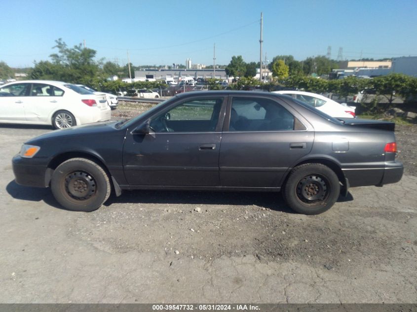 4T1BG22KX1U821899 2001 Toyota Camry Le