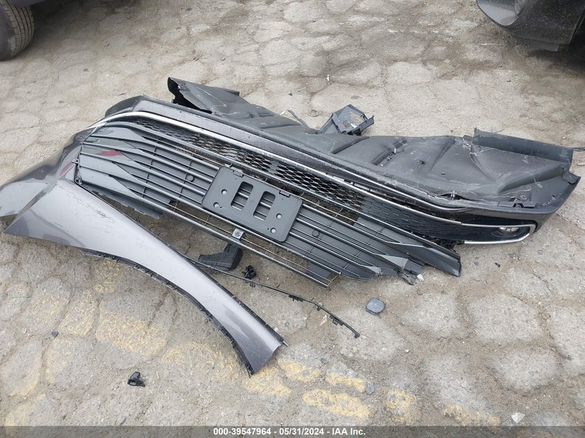 2024 Toyota Sienna Platinum VIN: 5TDERKEC9RS200850 Lot: 39547964