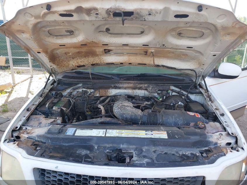 2000 Ford F-150 Lariat/Work Series/Xl/Xlt VIN: 1FTRX18L0YNB07166 Lot: 39547993