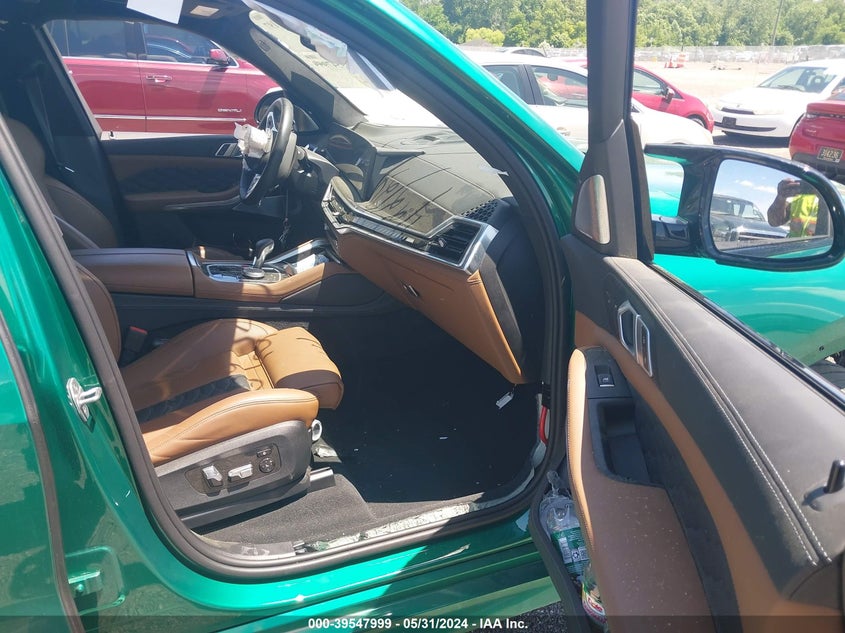 2024 BMW X5 M VIN: 5YM13ET01R9T00697 Lot: 39547999