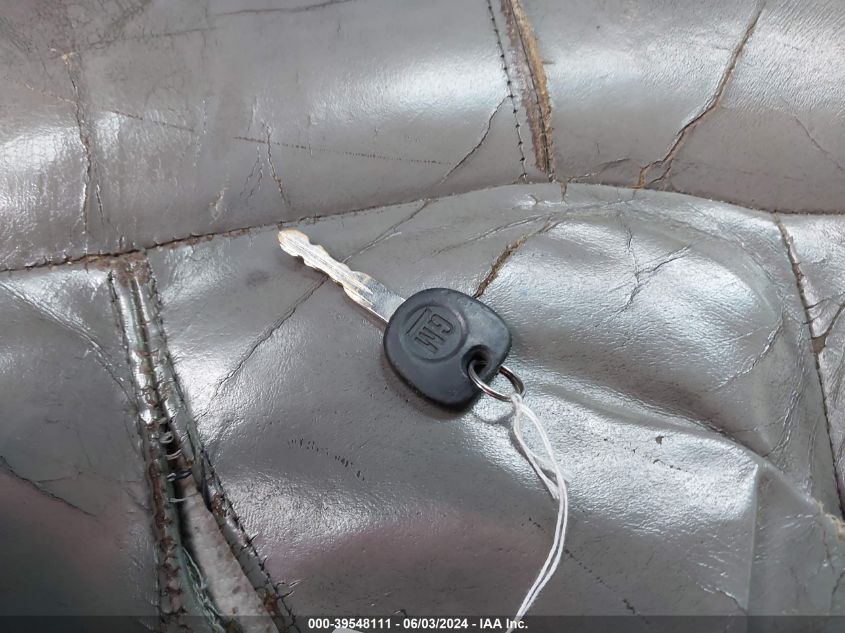 2002 Chevrolet Tahoe Lt VIN: 1GNEK13Z92R137413 Lot: 39548111