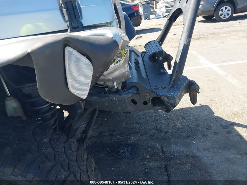 2003 Jeep Wrangler X VIN: 1J4FA39SX3P339772 Lot: 39548187