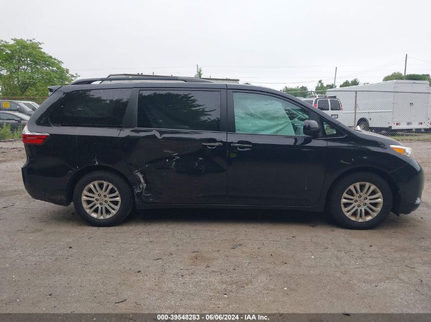 5TDYK3DC8FS566917 2015 Toyota Sienna Xle 8 Passenger