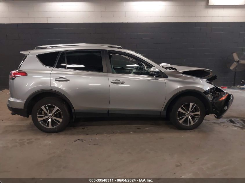 2017 Toyota Rav4 Xle VIN: 2T3RFREV2HW684491 Lot: 39548311