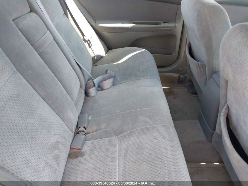 2004 Toyota Camry Le VIN: 4T1BE32K44U357153 Lot: 39548324