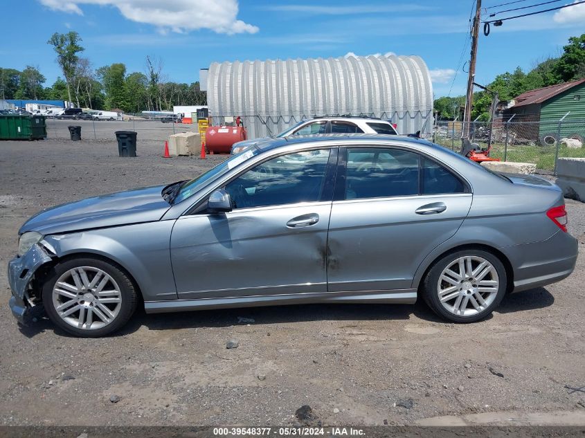 2008 Mercedes-Benz C 300 Luxury 4Matic/Sport 4Matic VIN: WDDGF81X38F105847 Lot: 39548377