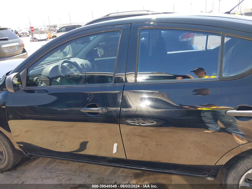 2012 Nissan Versa 1.6 S VIN: 3N1CN7AP1CL831049 Lot: 39548549