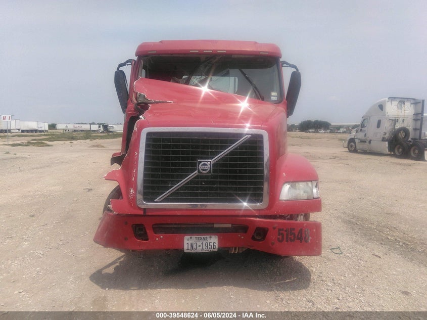 2015 Volvo Vn Vnm VIN: 4V4MC9EG0FN180244 Lot: 39548624