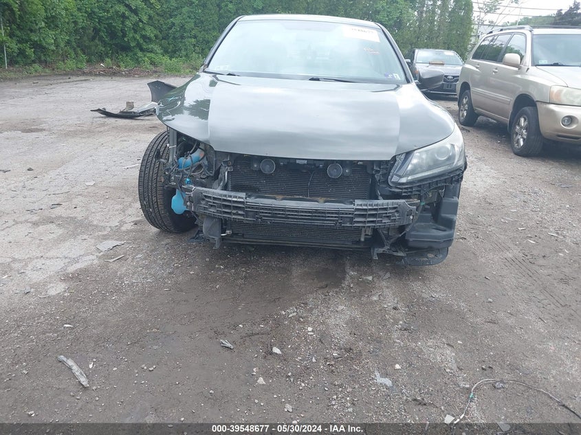 2015 HONDA ACCORD VIN: 1HGCR2F30FA002545