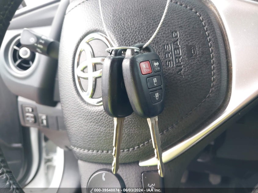 2017 Toyota Corolla Se VIN: 5YFBURHE9HP623068 Lot: 39548874