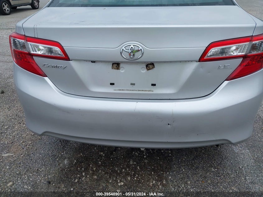 2014 Toyota Camry L/Le/Se/Se Sport/Xle VIN: 4T4BF1FK8ER434822 Lot: 39548901