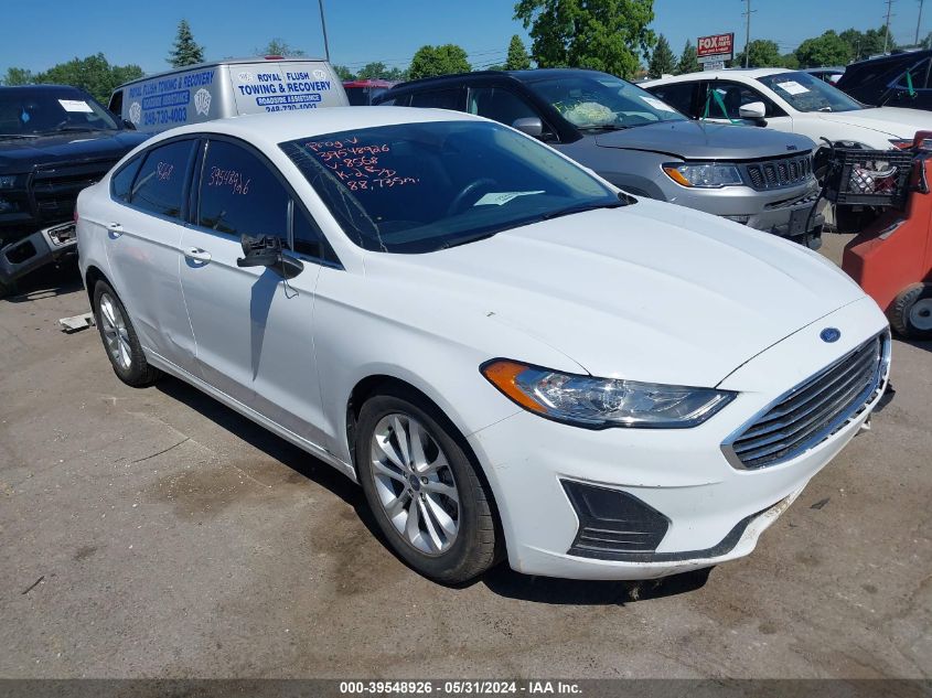 3FA6P0H73HR328568 2017 FORD FUSION - Image 1