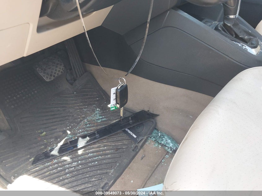 2011 Volkswagen Jetta 2.5L Sel VIN: 3VWLX7AJ6BM324821 Lot: 39549073