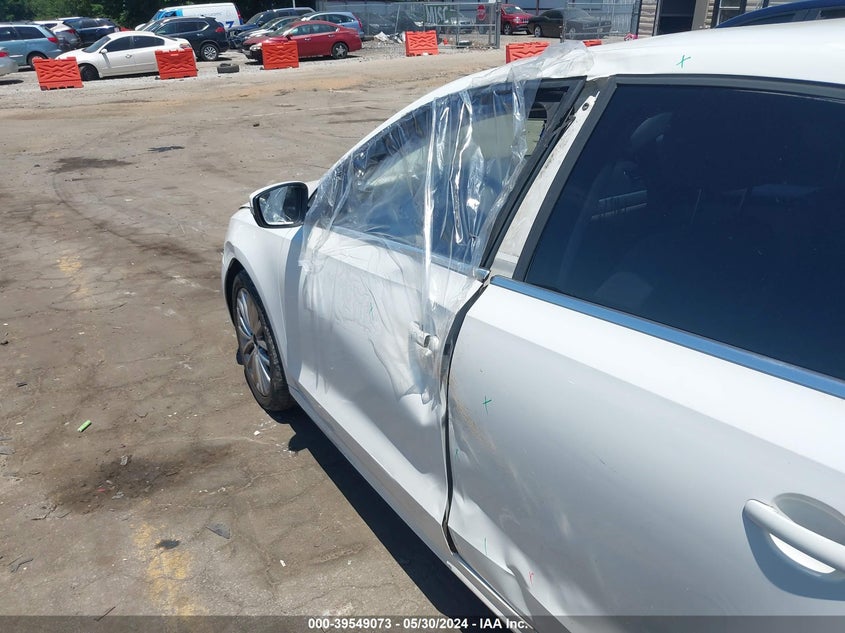 2011 Volkswagen Jetta 2.5L Sel VIN: 3VWLX7AJ6BM324821 Lot: 39549073