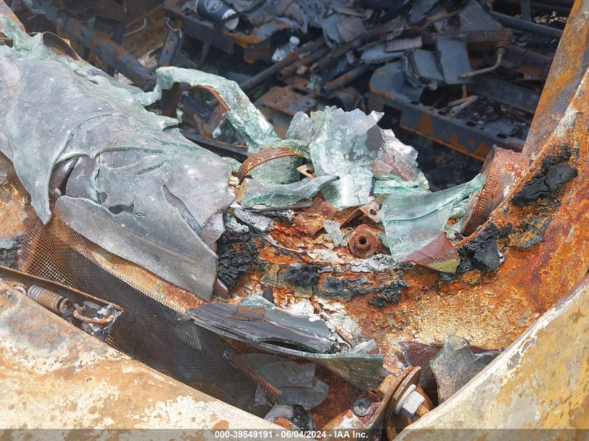 2001 Chevrolet Silverado 2500Hd VIN: 1GCHK29UX1E283381 Lot: 39549191