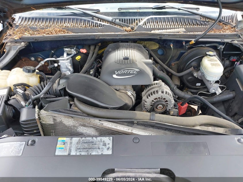 2005 Chevrolet Silverado 1500 Z71 VIN: 2GCEK13T951273168 Lot: 39549229