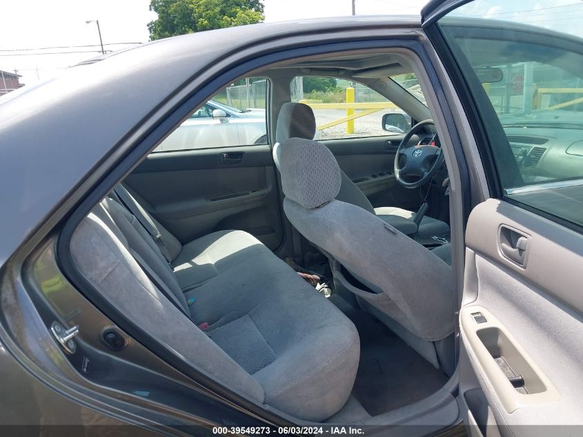 2004 Toyota Camry Le VIN: 4T1BE30K84U859991 Lot: 39549273