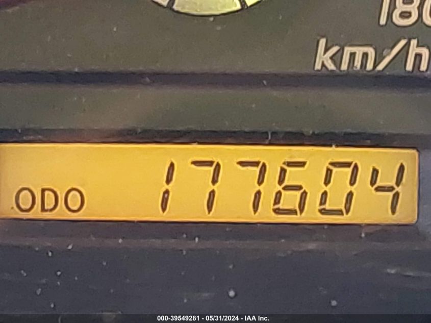 2004 Toyota 4Runner Limited VIN: JTEZU17RX40033644 Lot: 39549281