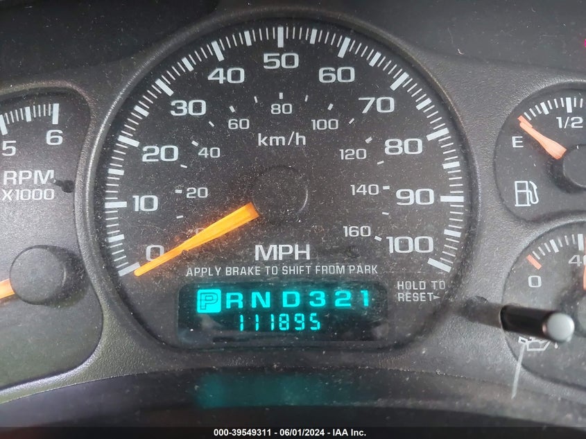 2001 Chevrolet Silverado 1500 Ls VIN: 2GCEC19V611158401 Lot: 39549311