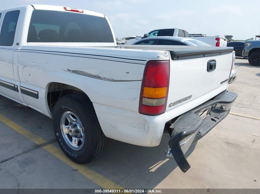 2001 Chevrolet Silverado 1500 Ls VIN: 2GCEC19V611158401 Lot: 39549311