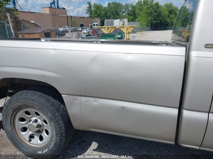2005 Chevrolet Silverado 1500 Work Truck VIN: 1GCEC14X15Z214668 Lot: 39549348