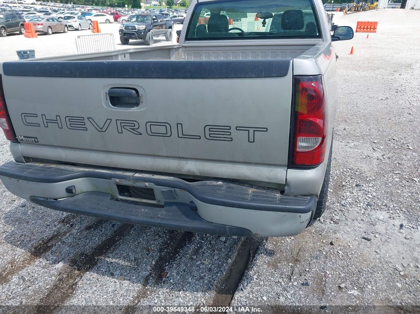 2005 Chevrolet Silverado 1500 Work Truck VIN: 1GCEC14X15Z214668 Lot: 39549348